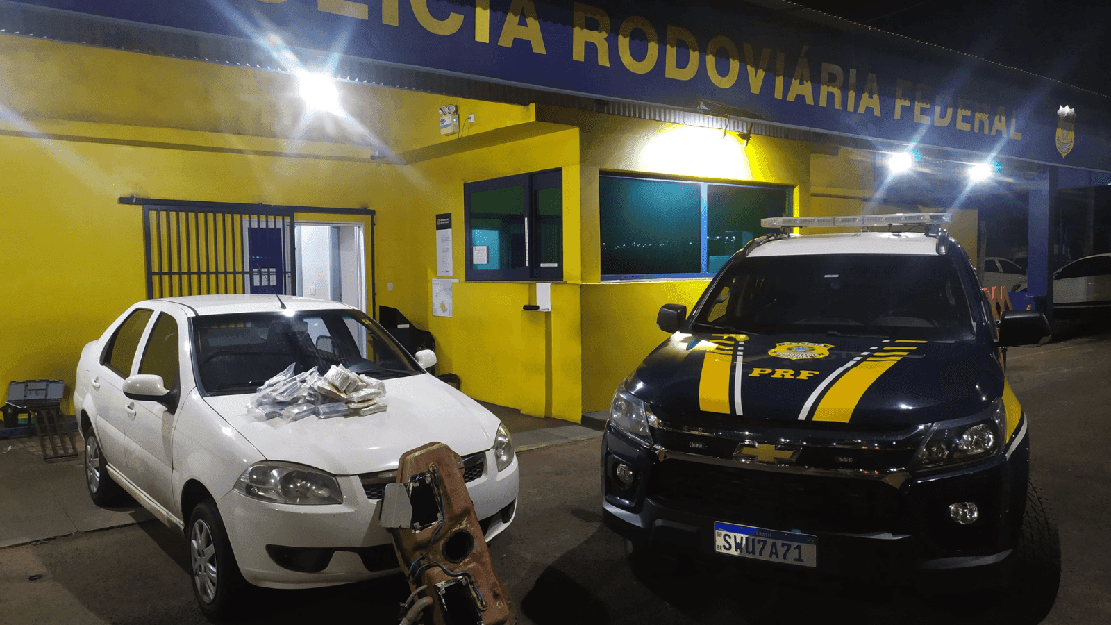 A droga estava escondida dentro do tanque de combustível