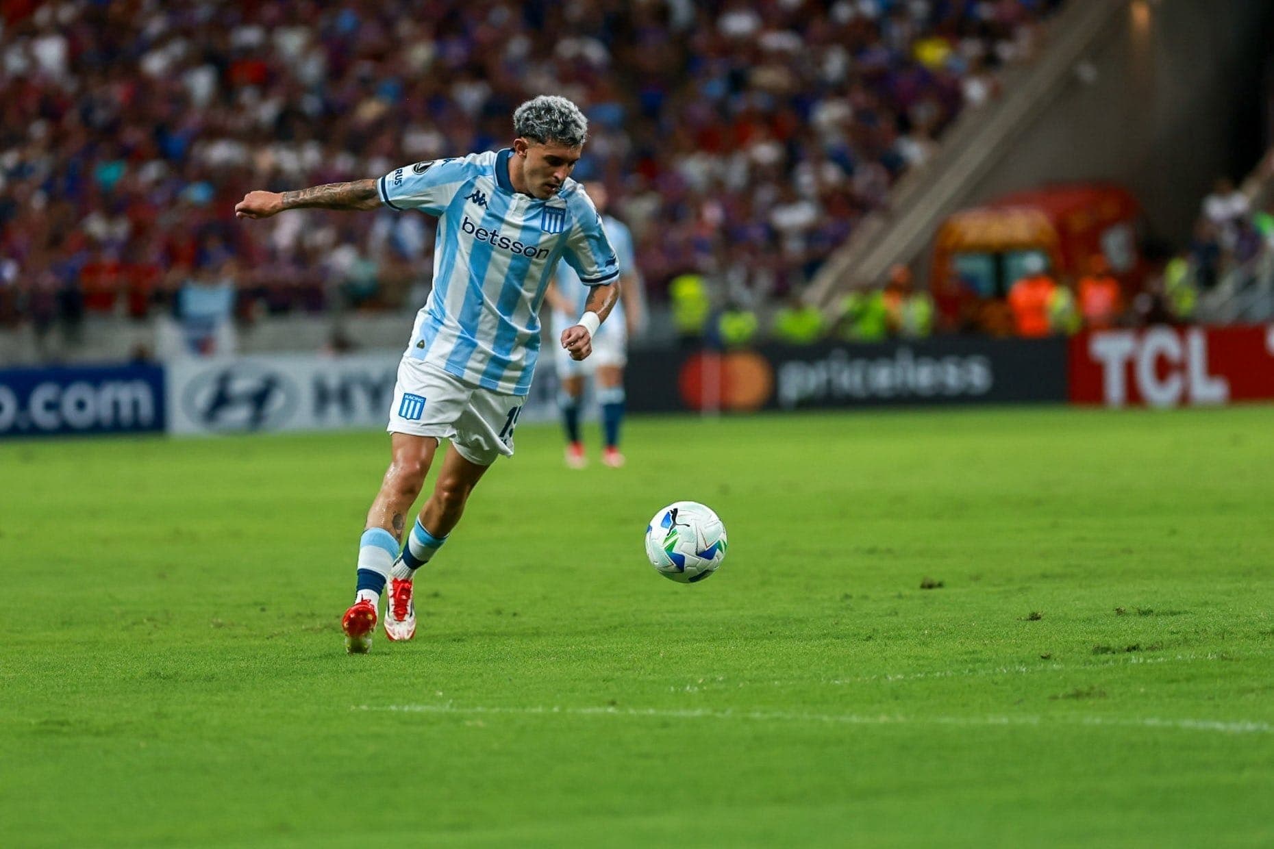 Martirena durante Fortaleza x Racing, pela Libertadores