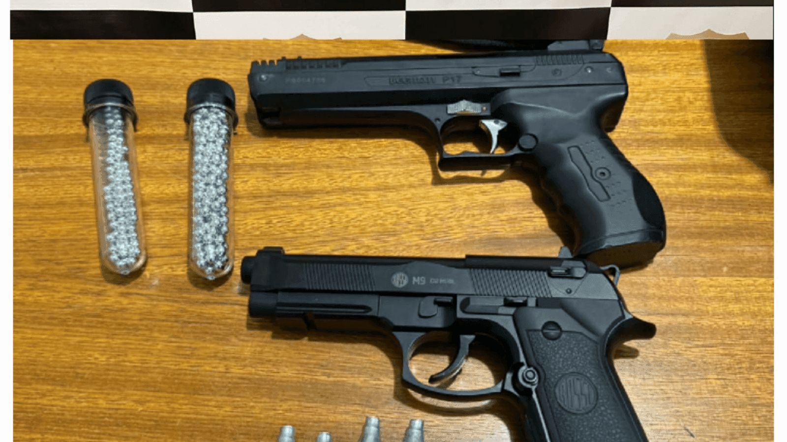A polícia já sabe que as armas eram usadas para fazer ameaças