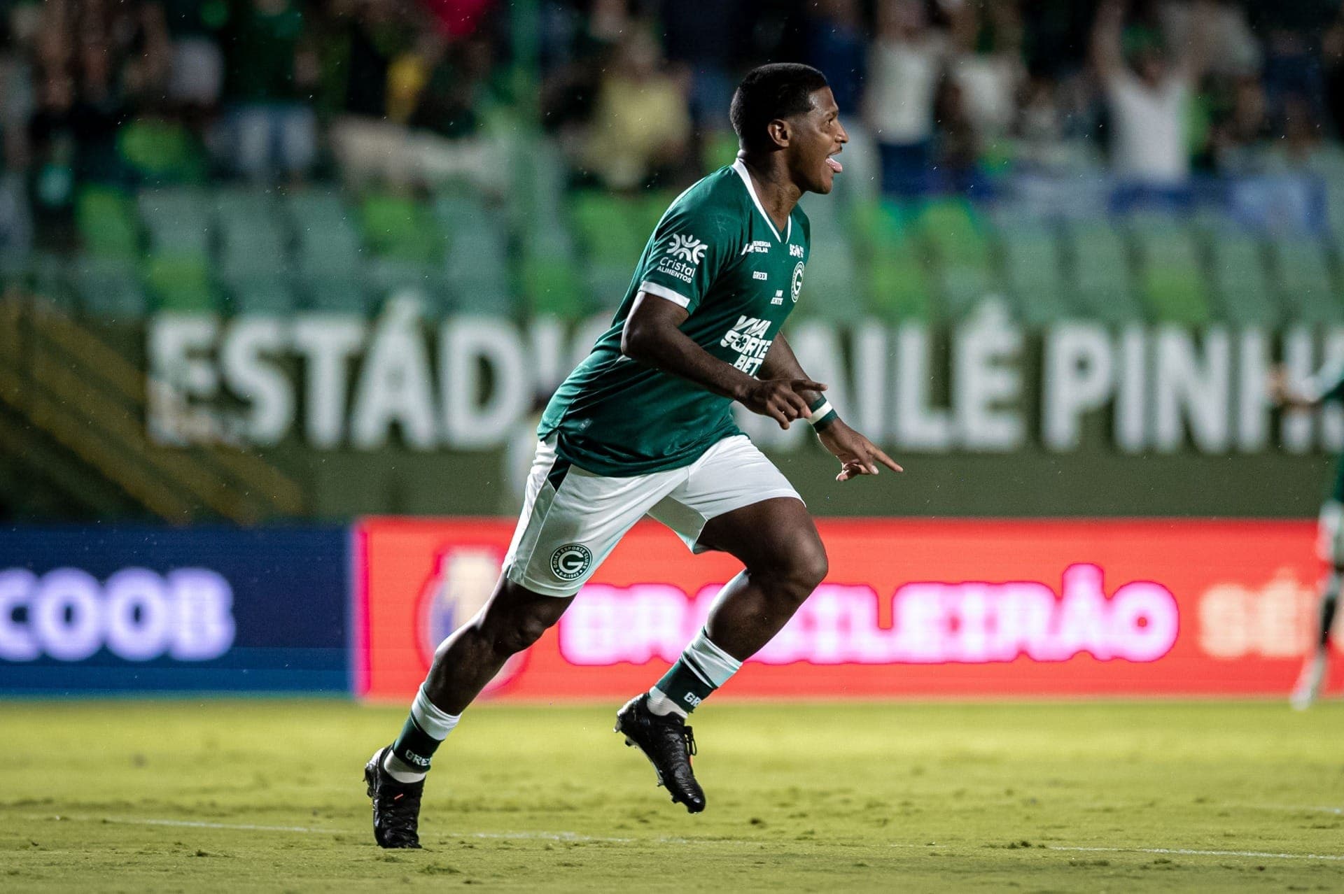 Rodrigo Andrade, do Goiás, fez o primeiro gol da Série B 2025