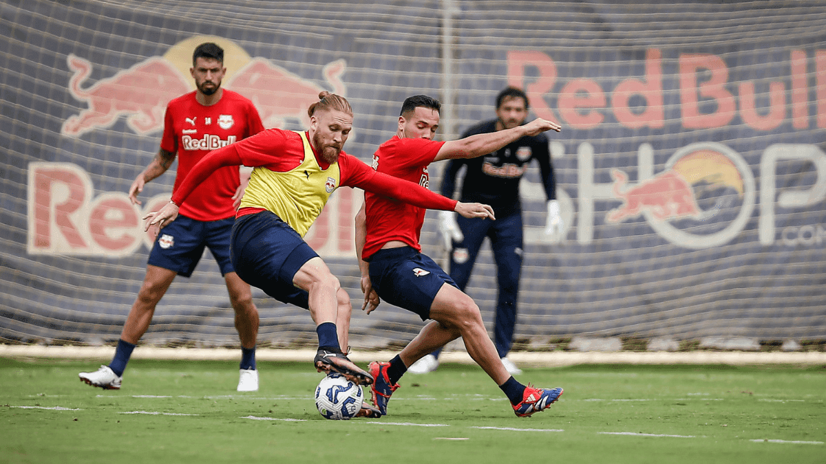Último treino do Bragantino antes de viajar para o Rio de Janeiro