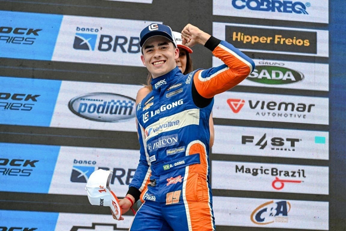 Estreante na Stock Car, Arthur Gama espera ano com pódio e de aprendizado com Barrichello