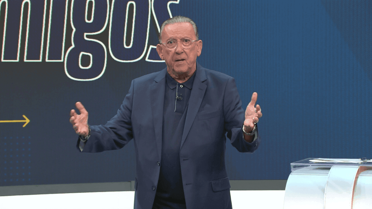 Galvão Bueno critica arbitragem brasileira: "É uma tragédia"