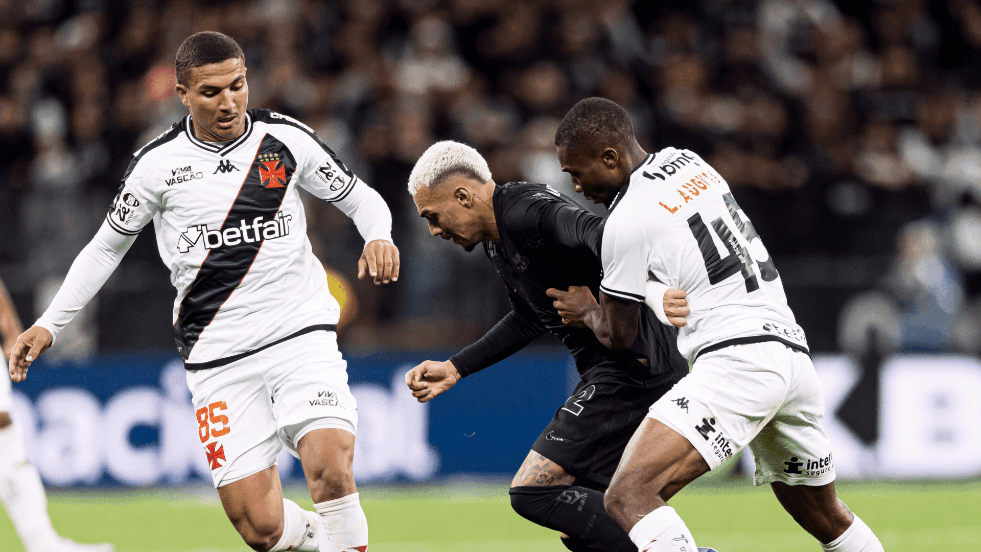 Vasco vem de derrota por 3 a 0 para o Corinthians, pelo Brasileirão