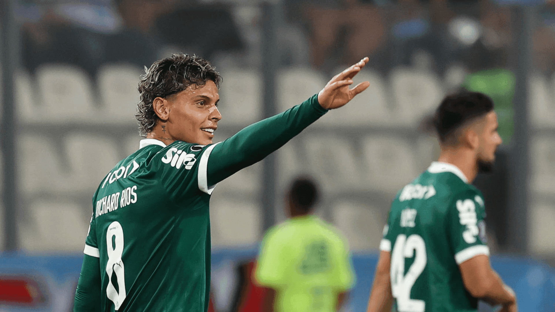 Richard Ríos marcou nos acréscimos e garantiu a vitória do Palmeiras na estreia da Libertadores contra o Sporting Cristal