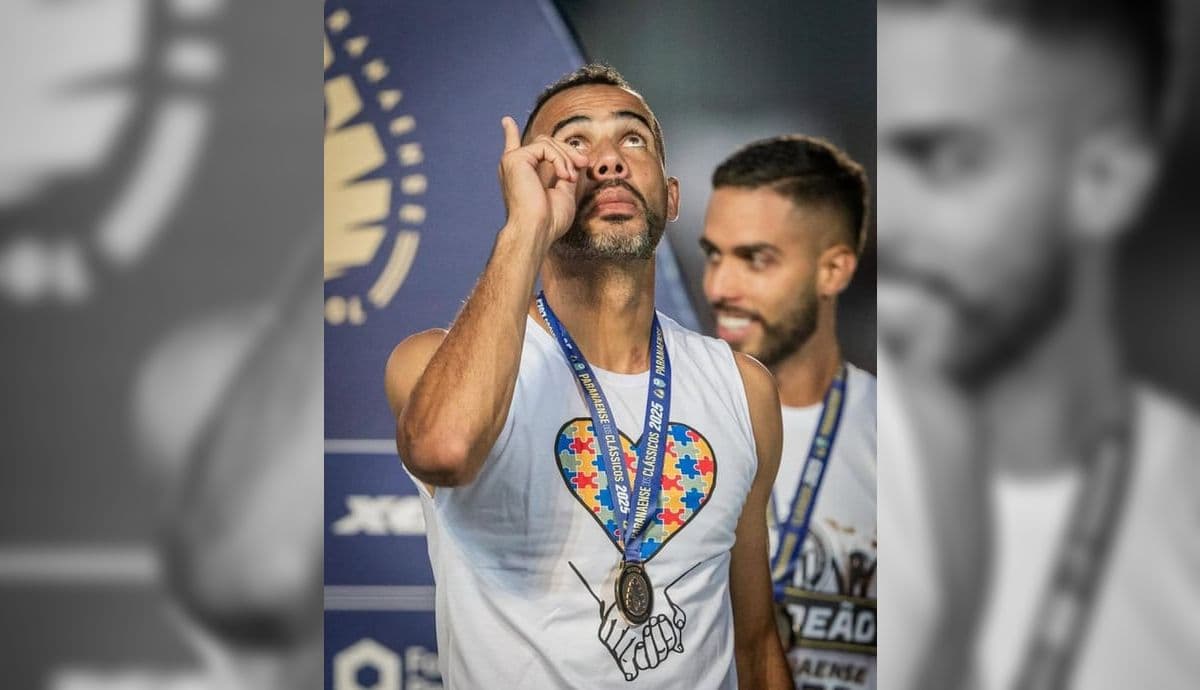 Fransérgio comemorou título com camisa que tem símbolo do autismo