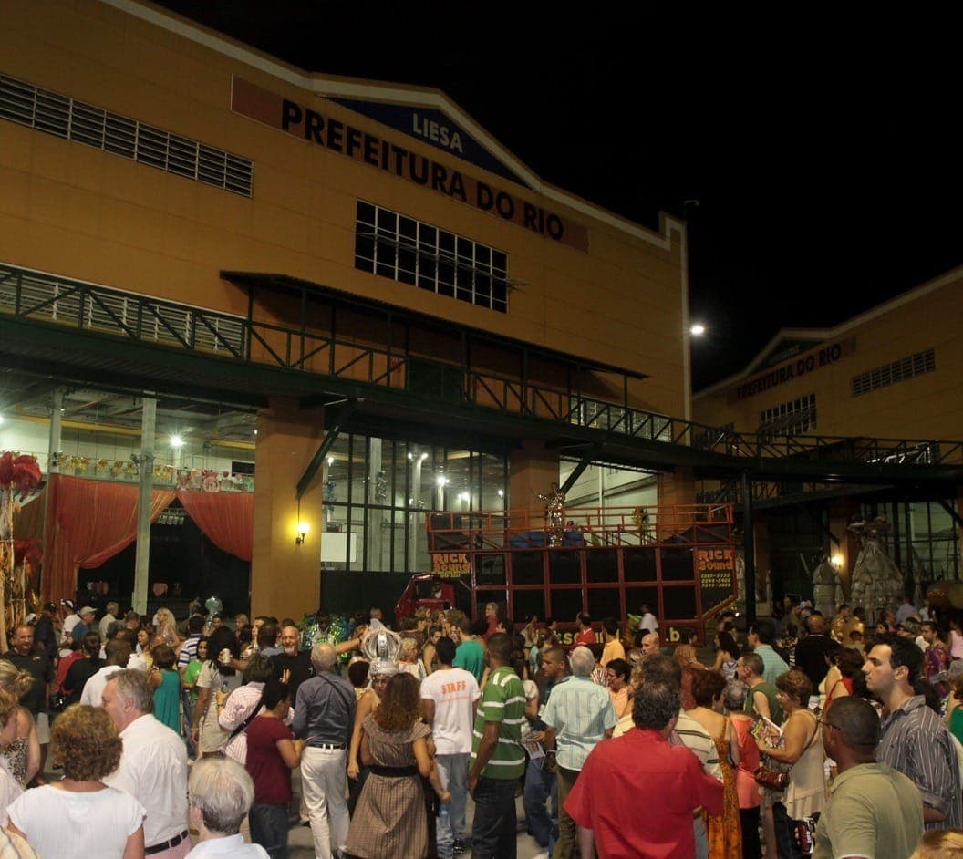A entrada será com a contribuição de 1kg de alimento pericível a partir das 19 horas