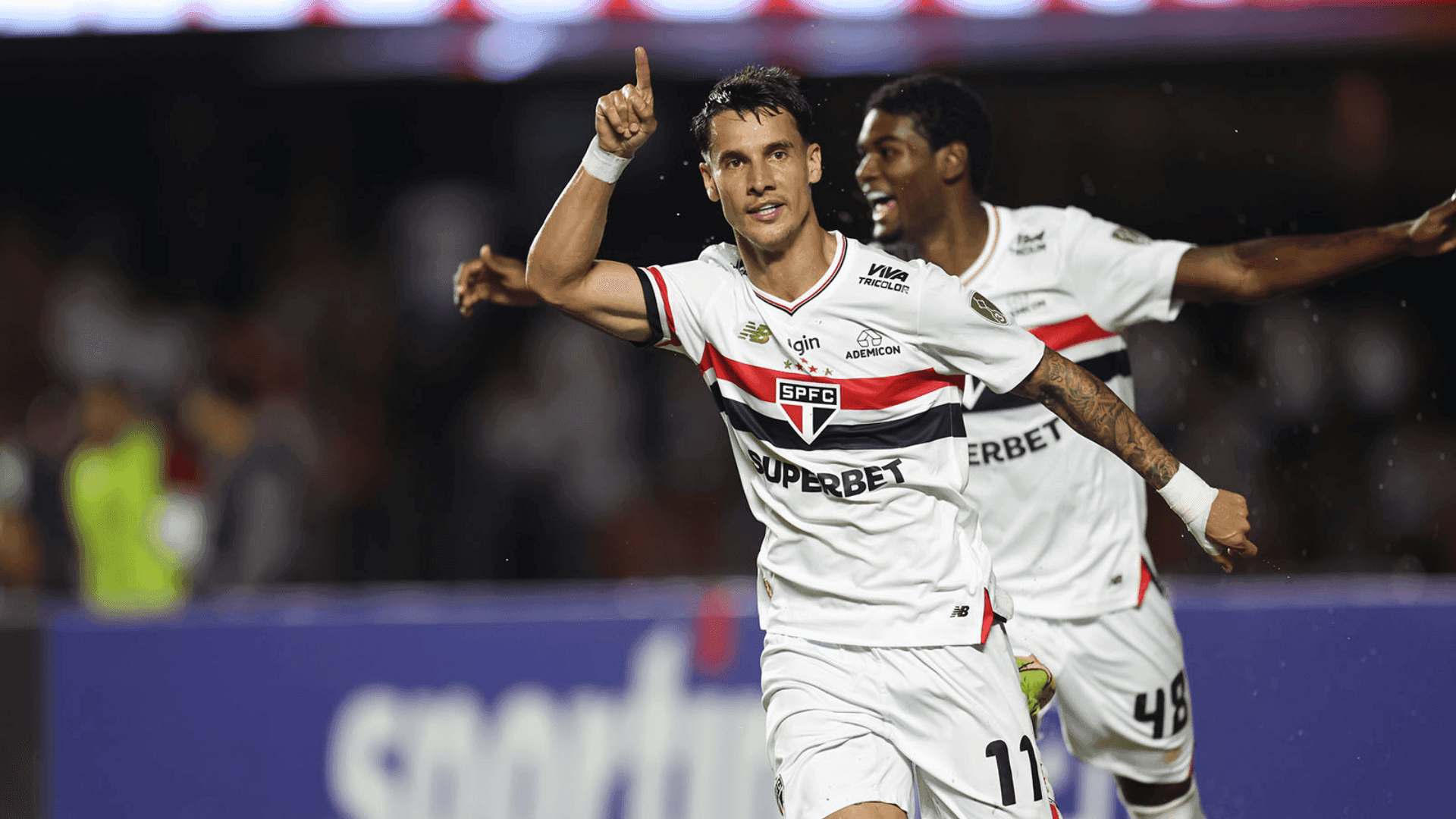 Ferreirinha foi o grande destaque no empate entre São Paulo e Alianza Lima, por 2 a 2