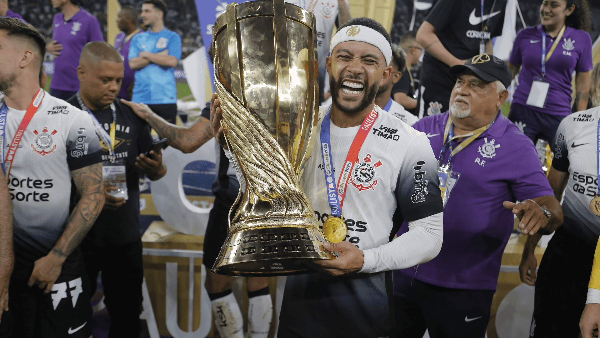 O Corinthians foi campeão paulista em cima do Palmeiras