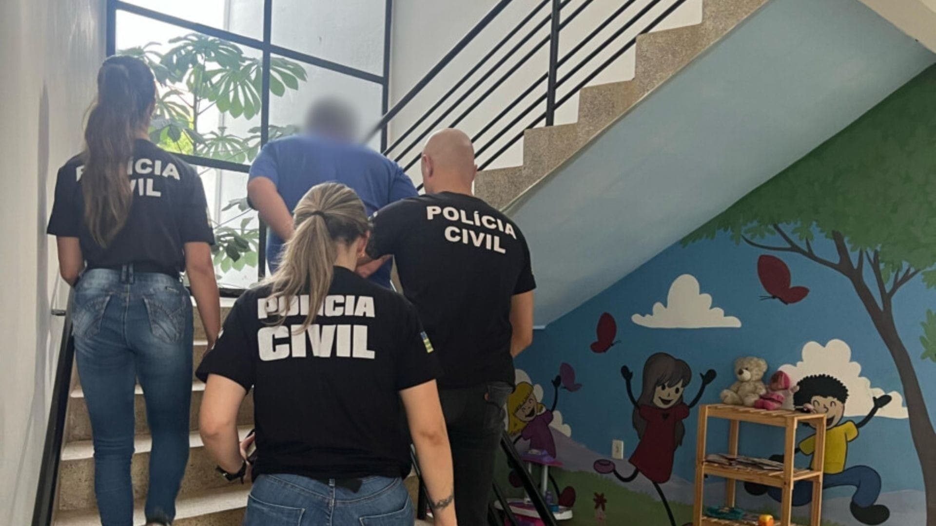 Homem foi preso por importunação sexual de menores