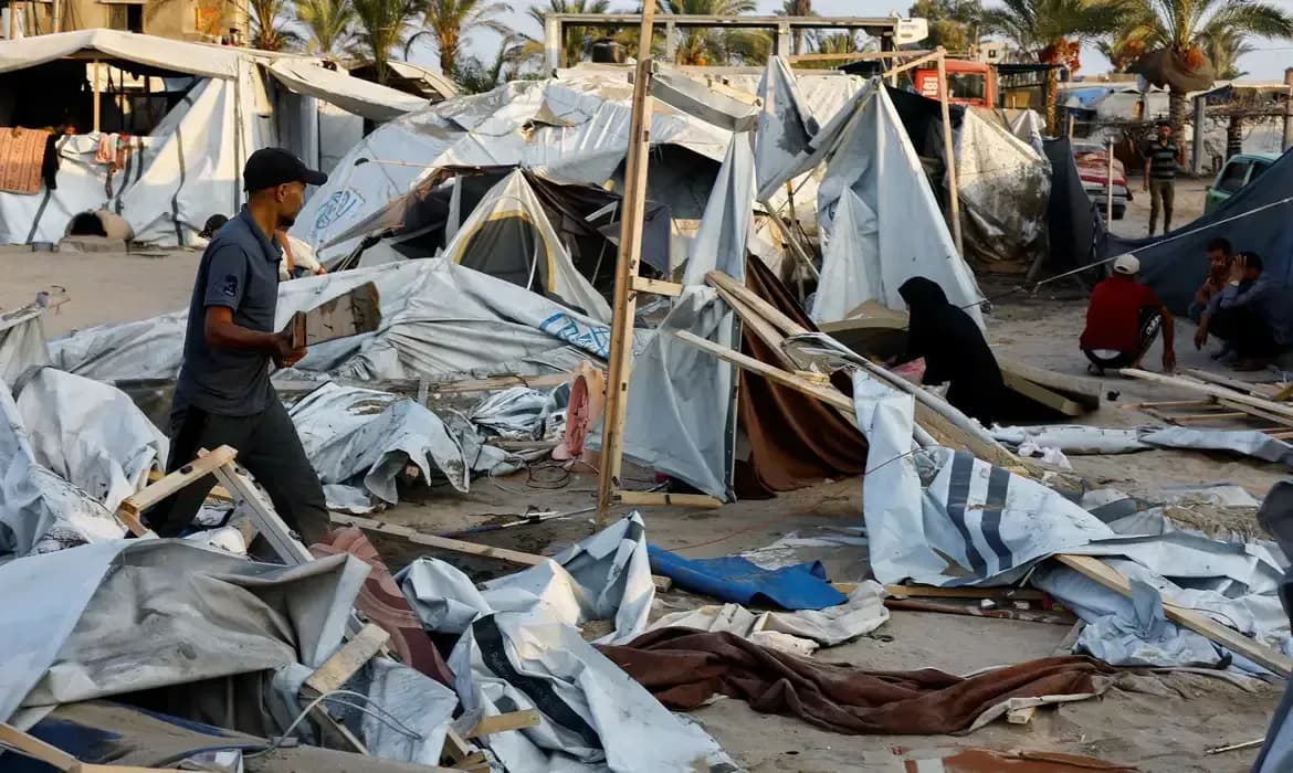 Israel realiza ataque em Gaza e resulta na morte de mais de 20 pessoas