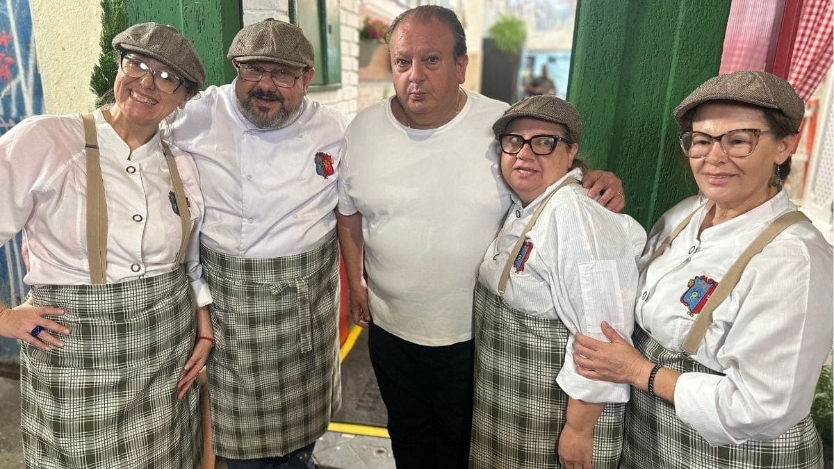 Érick Jacquin e equipe do Amigos Giannotti no último dia de gravação