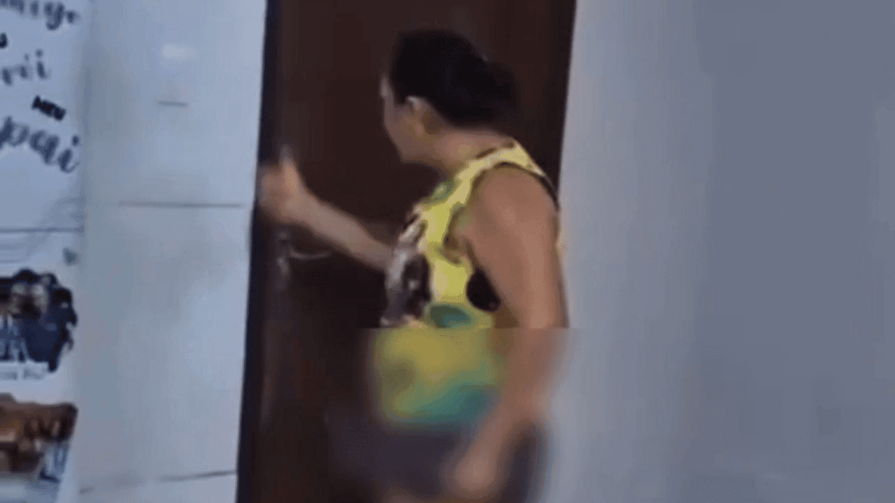Homem é pego com a amante em casa e vai preso