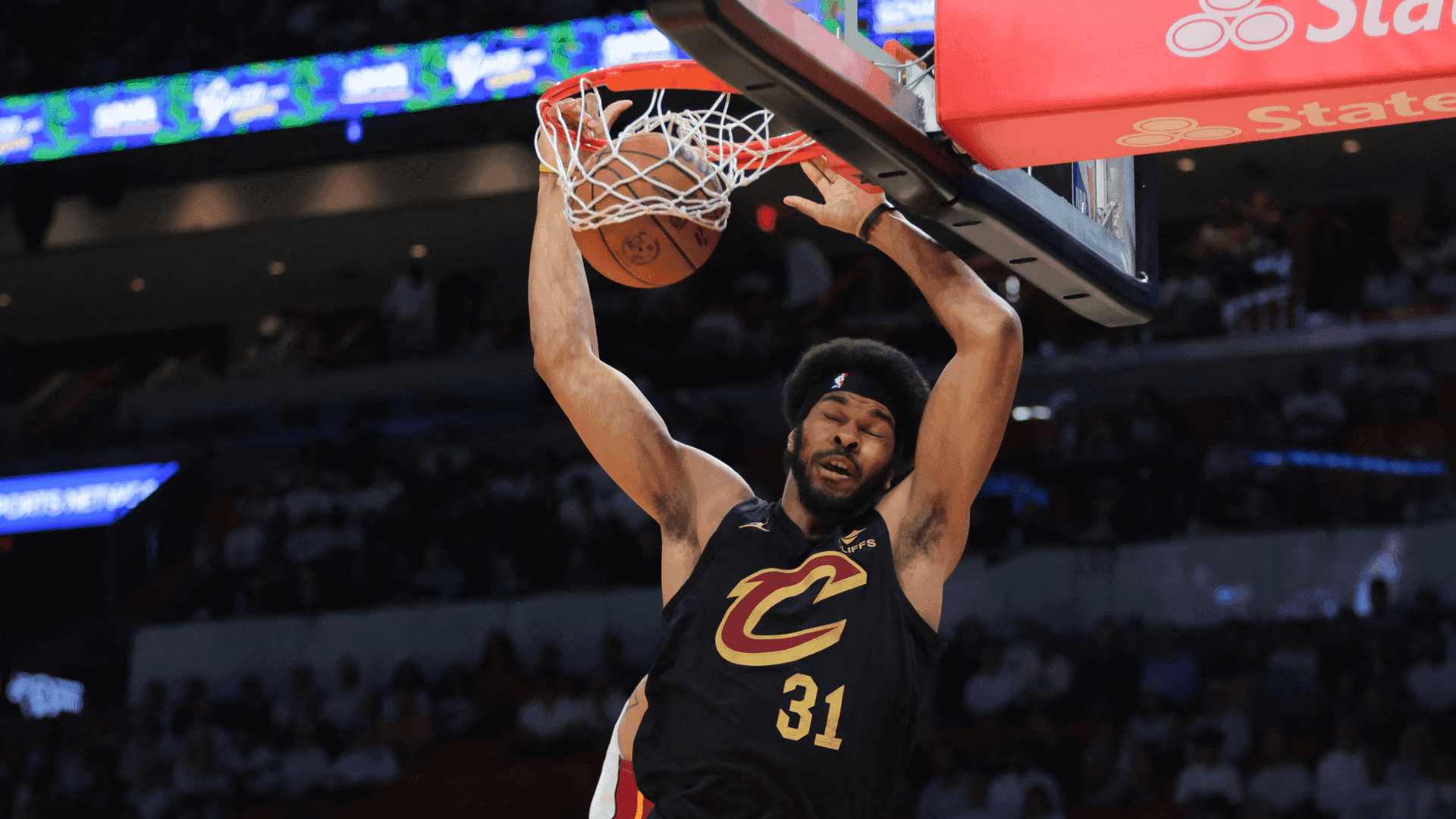 Jarrett Allen, pivô do Cleveland Cavaliers, destaque na terceira vitória sobre o Miami Heat