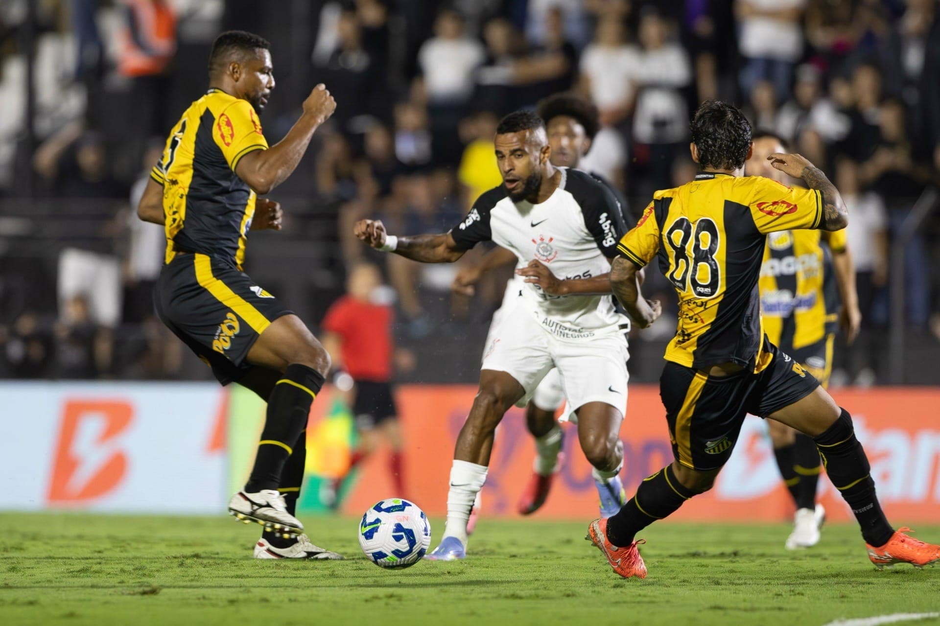 Novorizontino e Corinthians se enfrentaram no Paulistão e na Copa do Brasil em 2025
