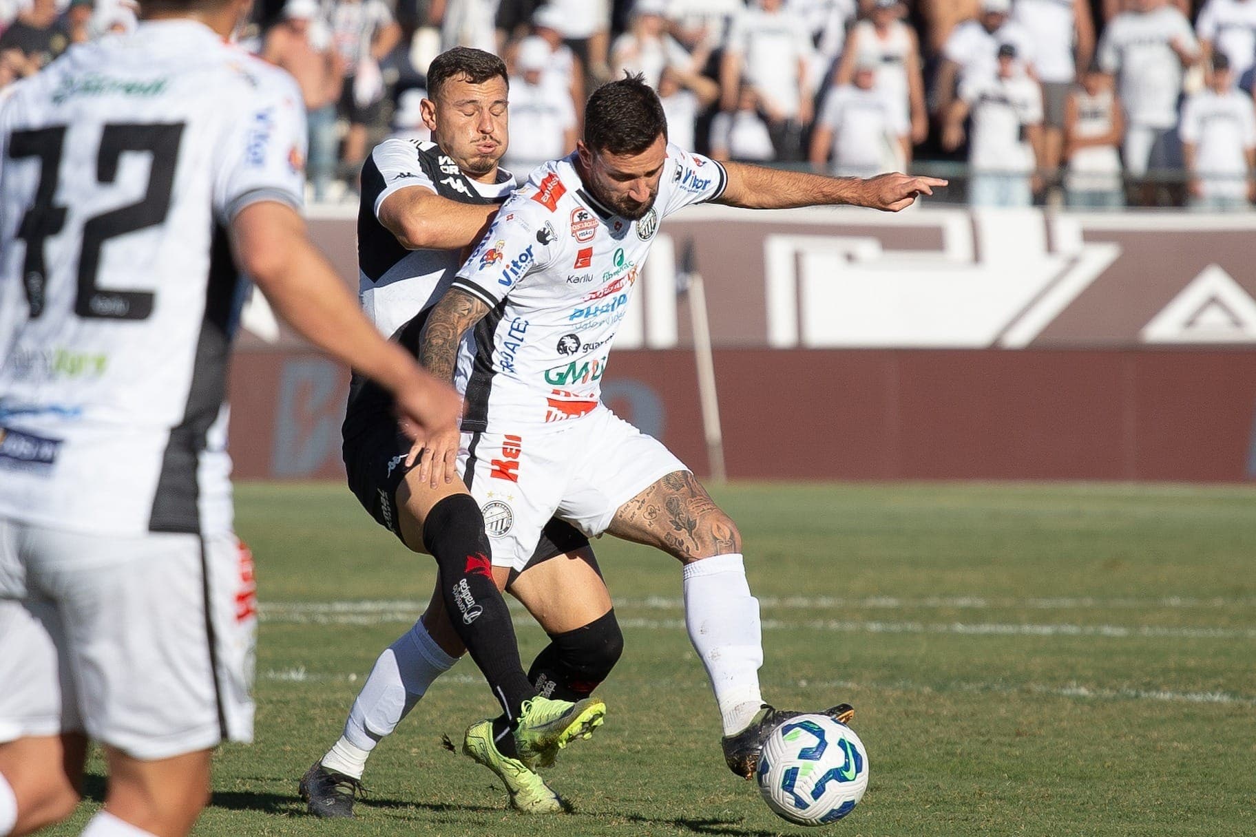 Equipes fizeram jogo truncado e não saíram do empate no Paraná