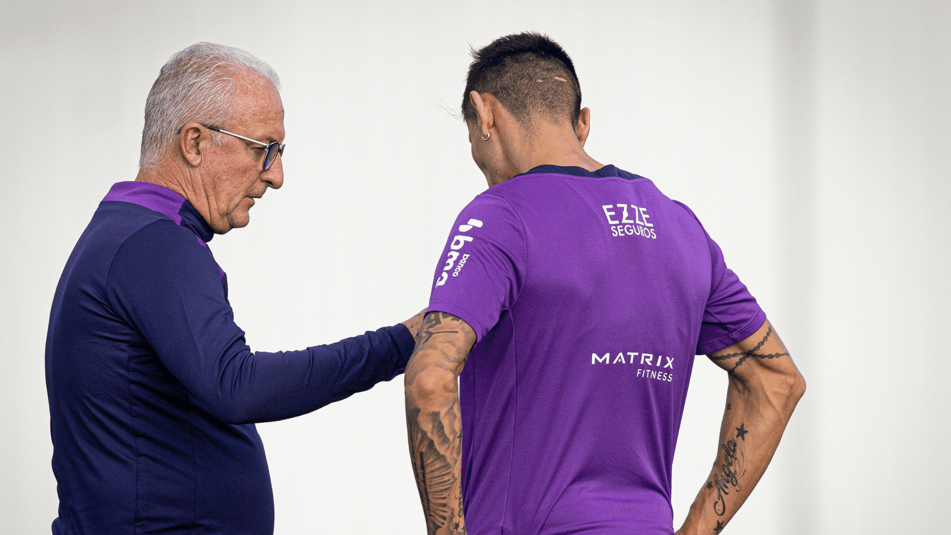 Com mudança na zaga, Dorival Júnior comanda o Corinthians pela primeira vez no Brasileirão, neste sábado, contra o Internacional, em Itaquera