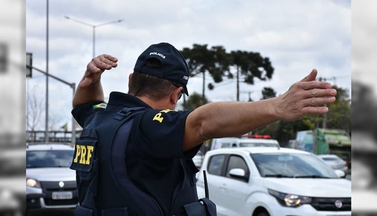 Polícia Rodoviária intensifica policiamento nas estradas para volta do feriado prolongado em SP