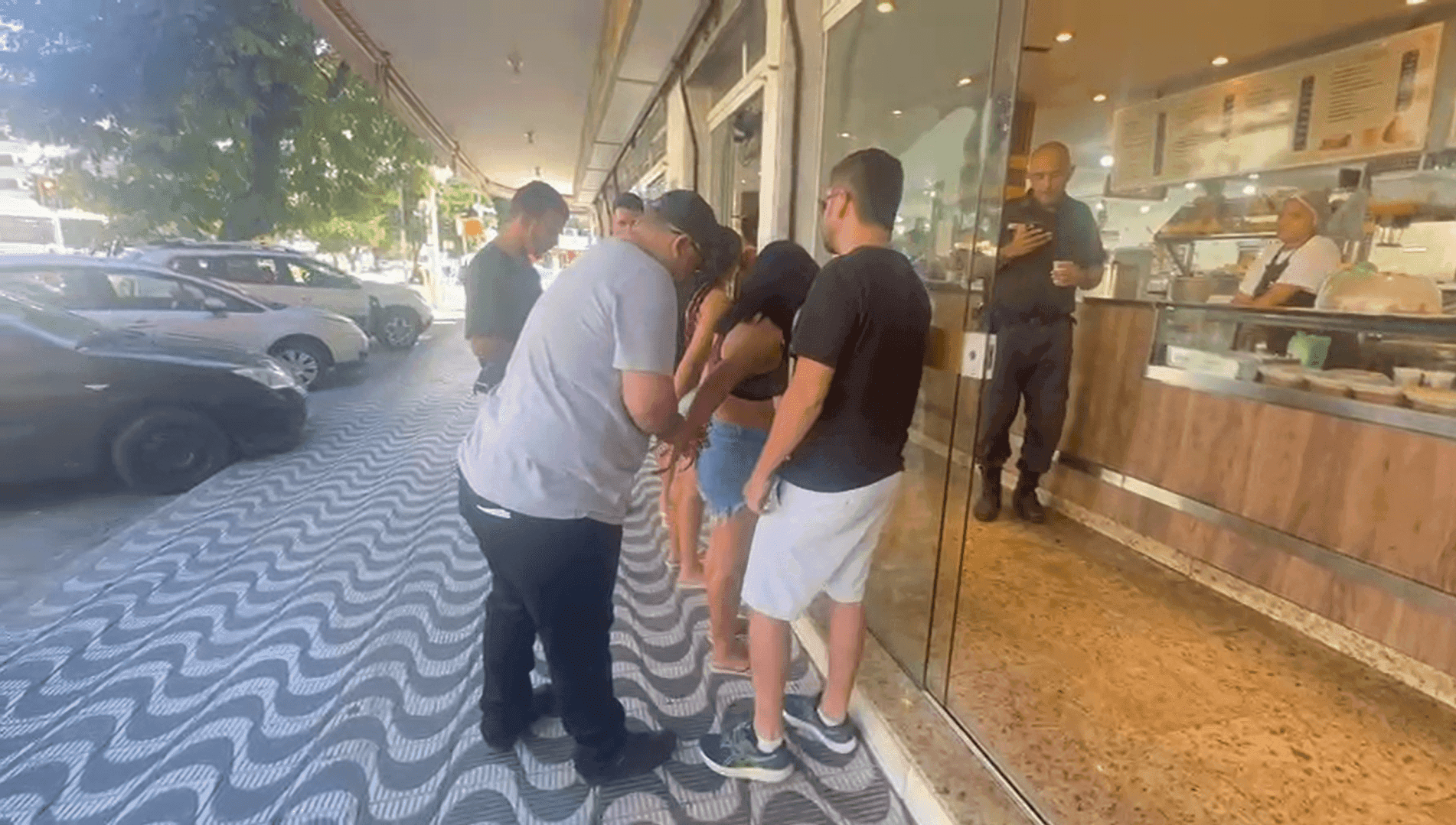 A reportagem tenta contato com a defesa de Bianca