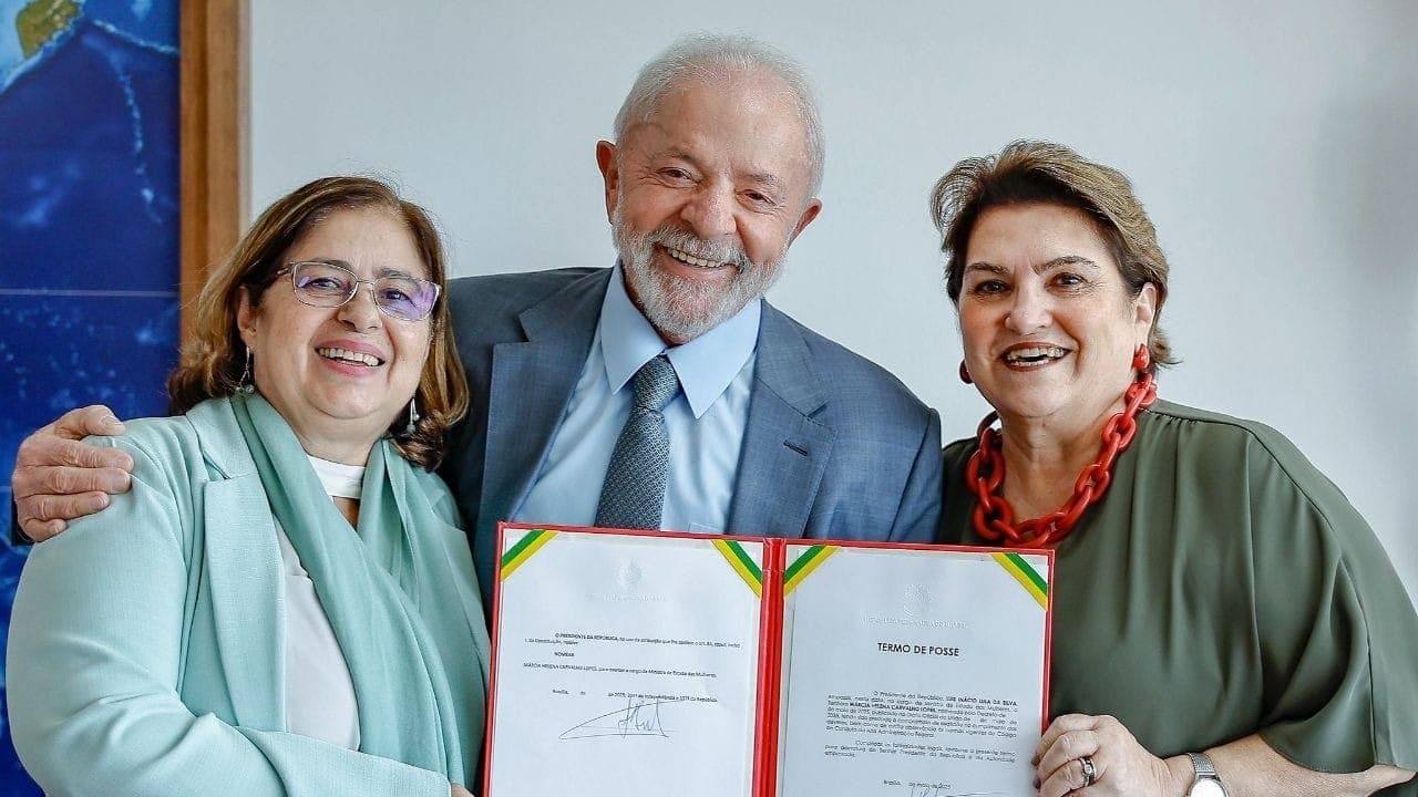 Lula empossa Márcia Lopes no Ministério das Mulheres