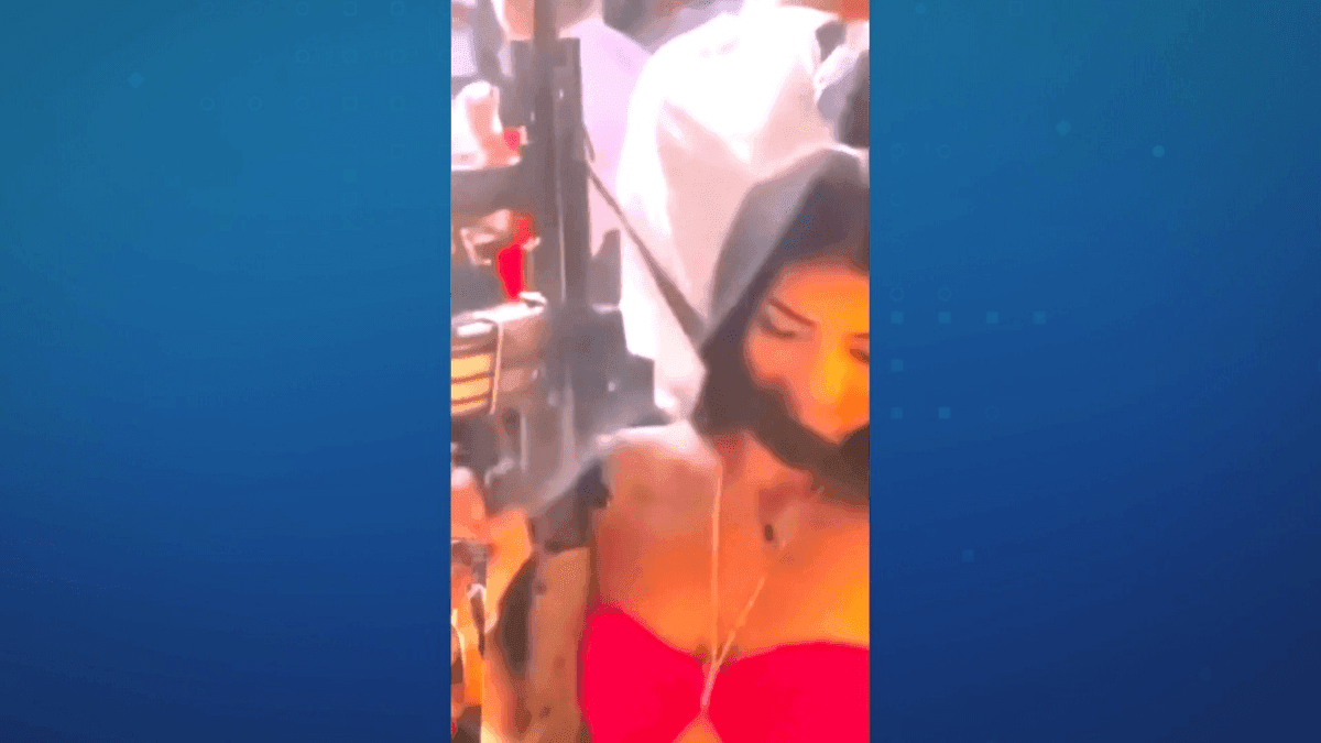Criminosa conhecida como ‘RH do Comando Vermelho’ celebrava aniversário com bolo de fuzil