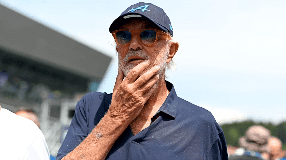 A trajetória de Flavio Briatore da ascensão ao escândalo e retorno à Fórmula 1