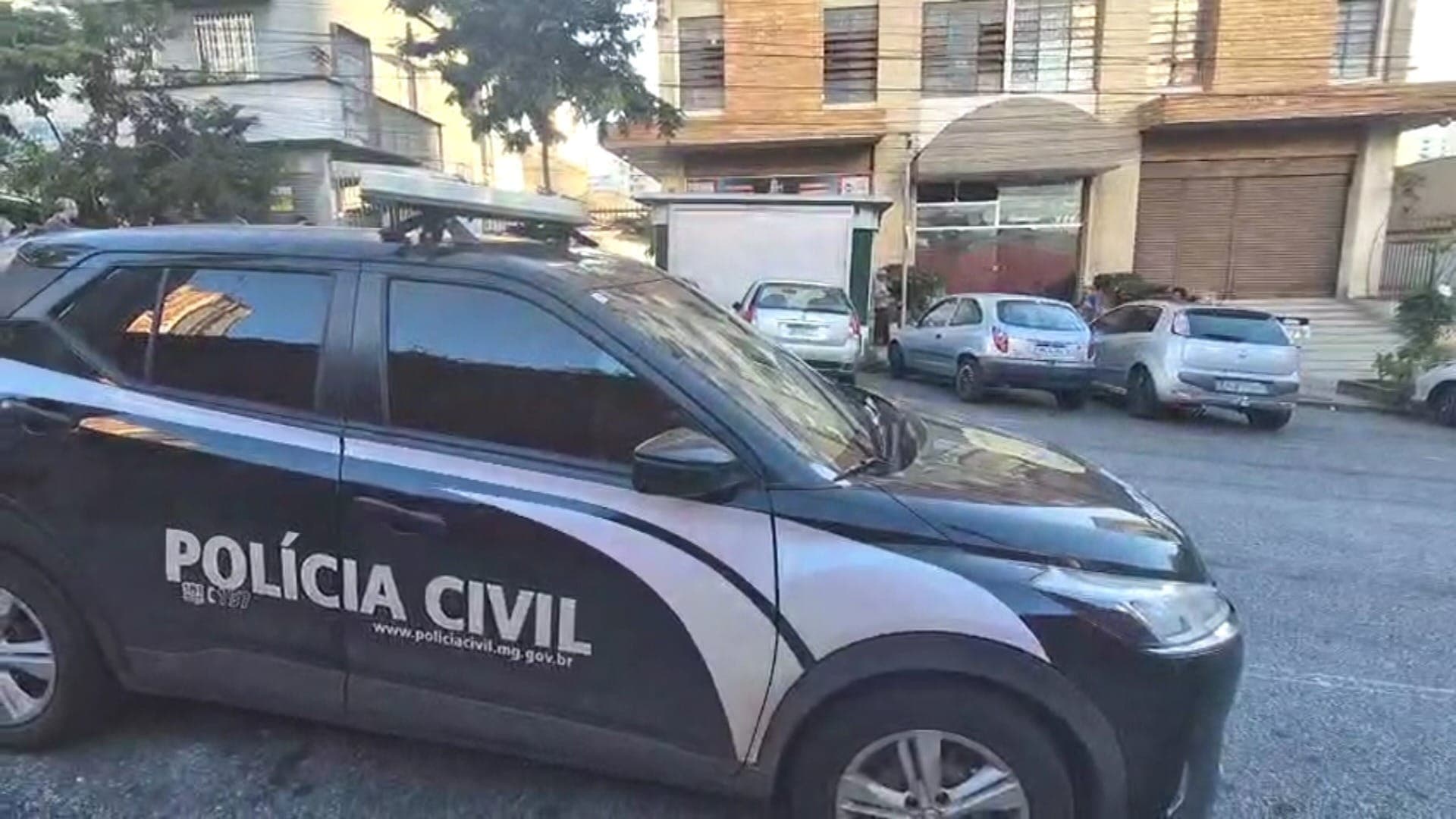 Família é encontrada morta em apartamento em Minas Gerais