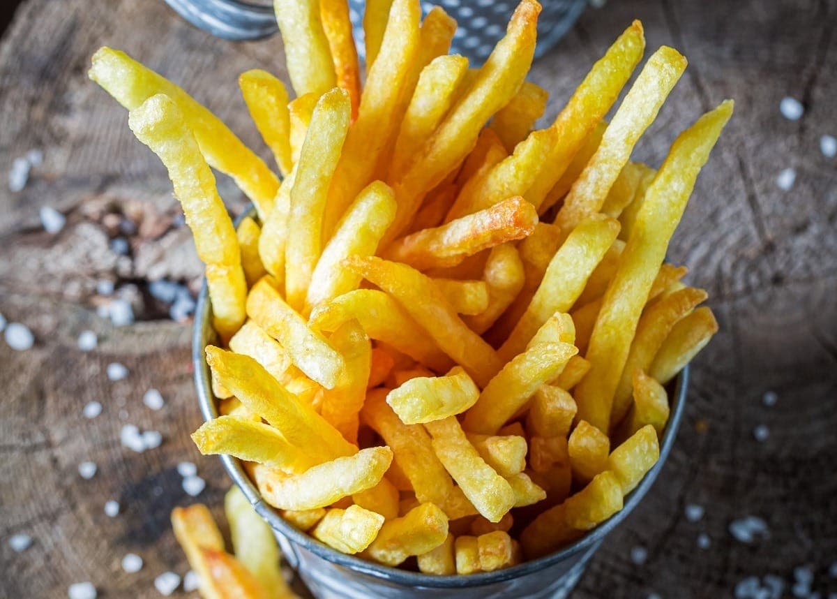 Batatas fritas podem conter acrilamida