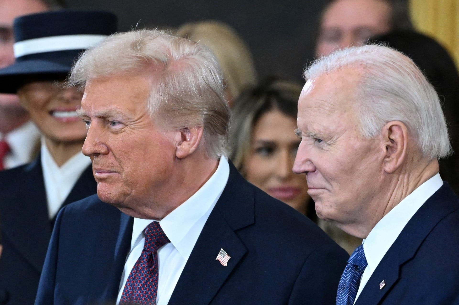 Donald Trump, atual presidente dos Estados Unidos, e Joe Biden, seu antecessor no Executivo norte-americano