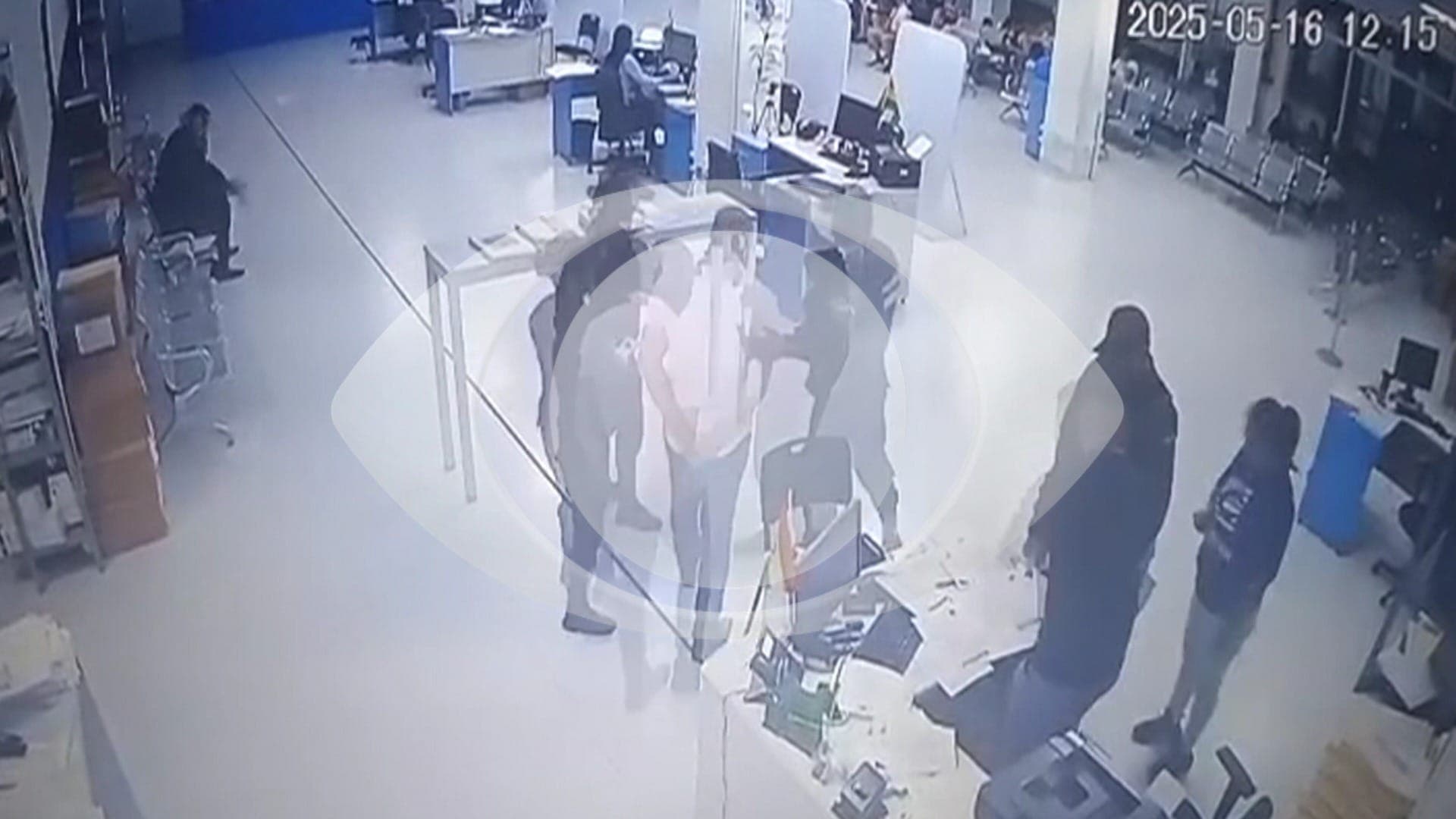 Imagem exclusiva do Brasil Urgente mostra Tuta, do PCC, sendo preso