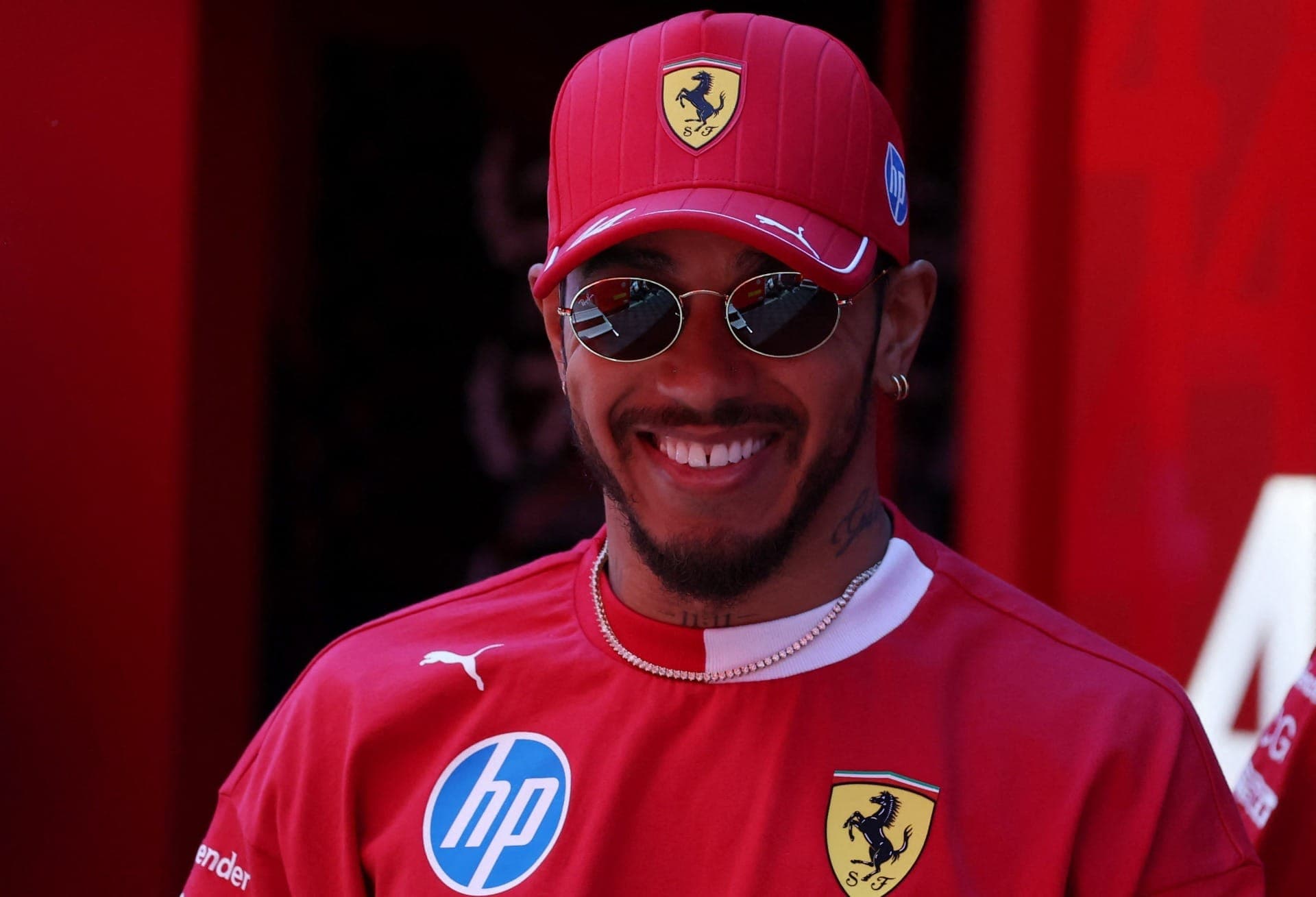 Hamilton vive "sonho vermelho" com a Ferrari em Mônaco: 'Não vou conseguir dormir'