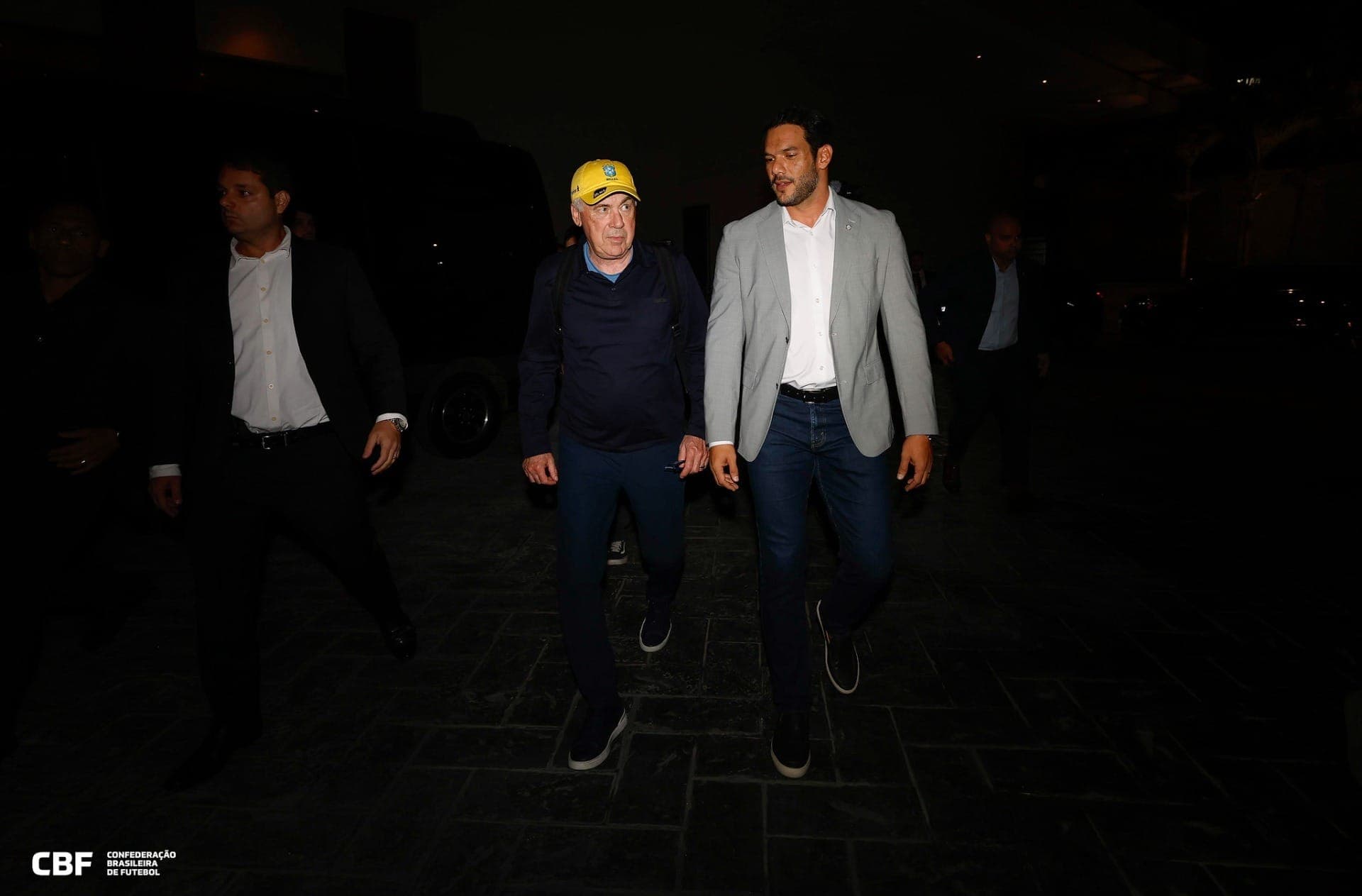 Carlo Ancelotti, novo técnico da seleção, e Samir Xaud, presidente recém-eleito da CBF