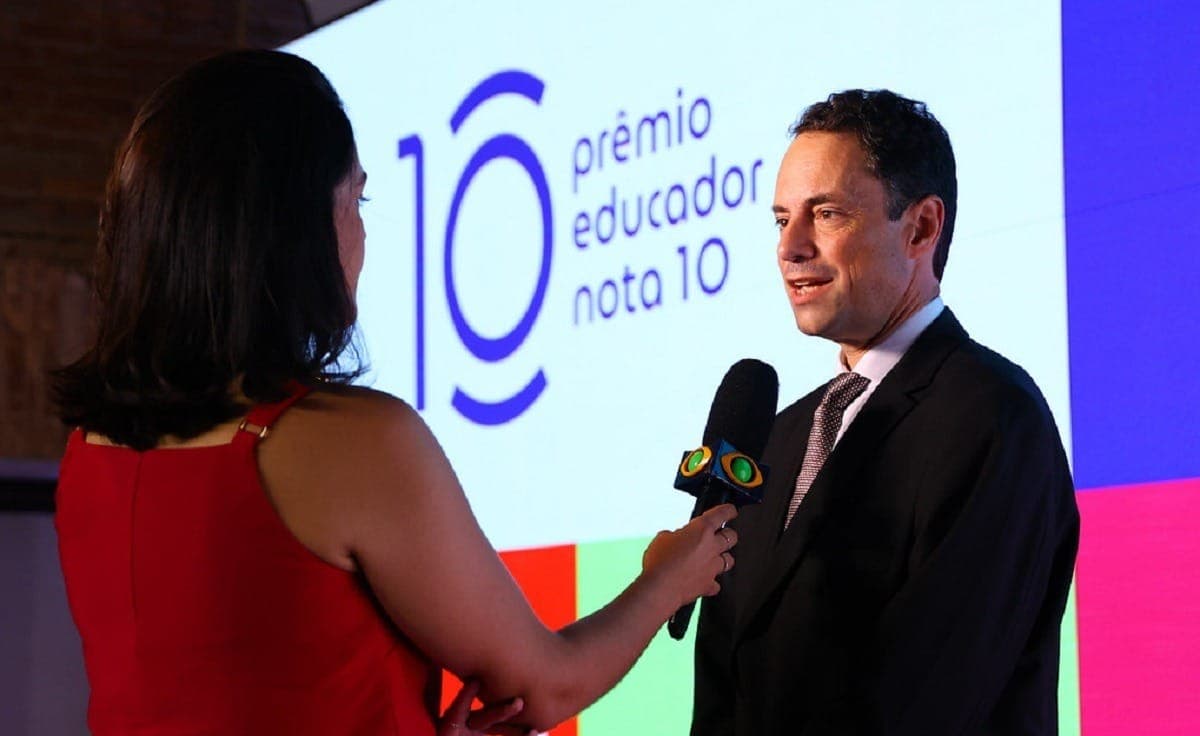 Inscrições para o Prêmio Educador Nota 10 vão até 30 de maio