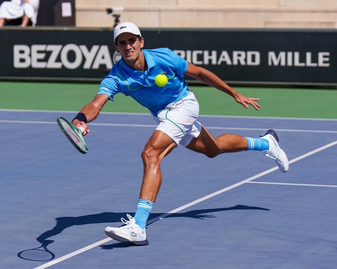 O francês Pierre-Hugues Herbert, adversário de João Fonseca em Roland Garros