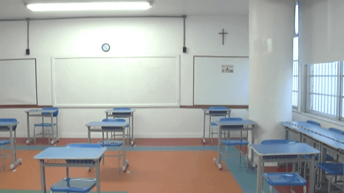 Tiroteios afetam a rotina de alunos de escolas públicas, no Rio