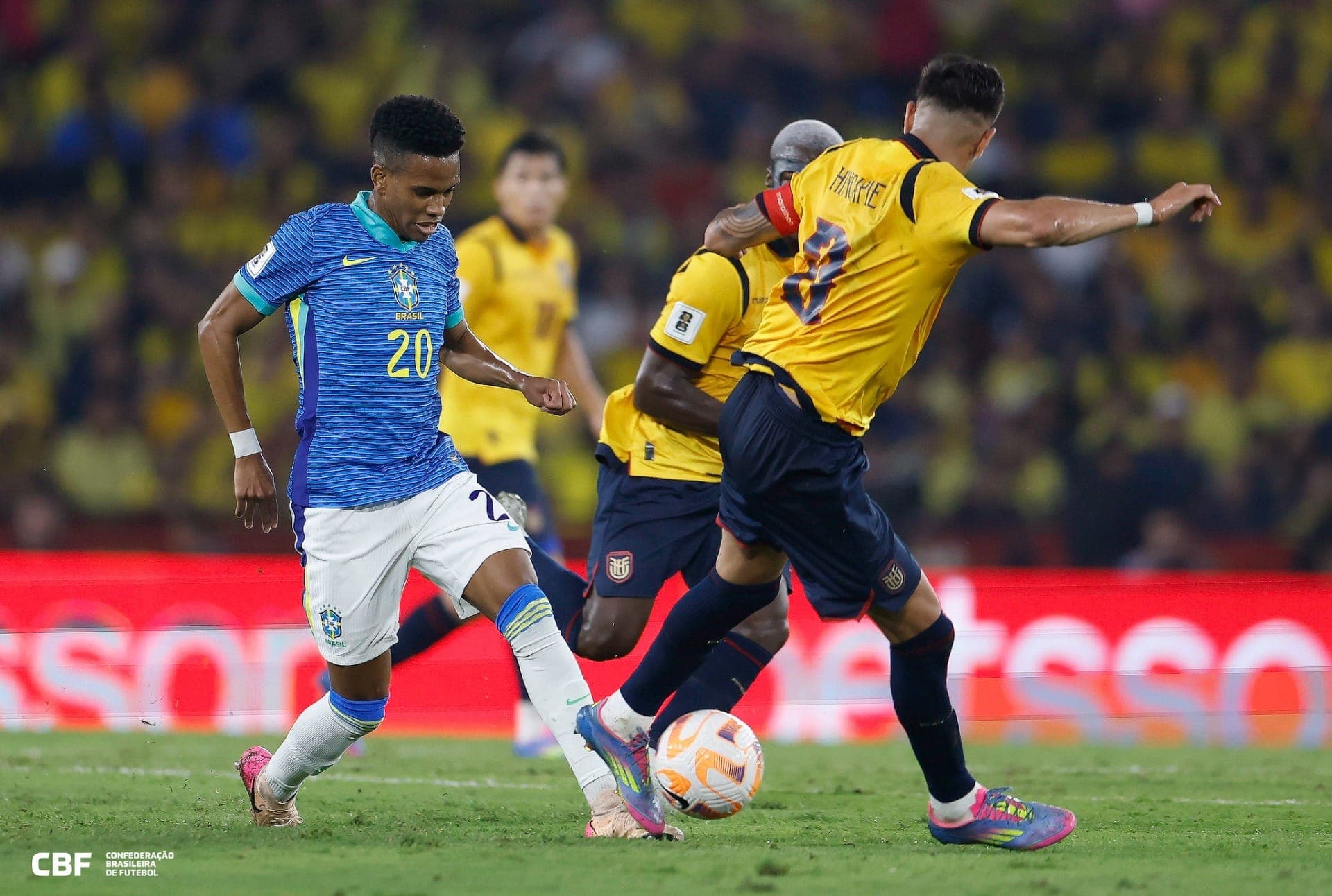Brasil encarou o Equador na estreia de Carlo Ancelotti