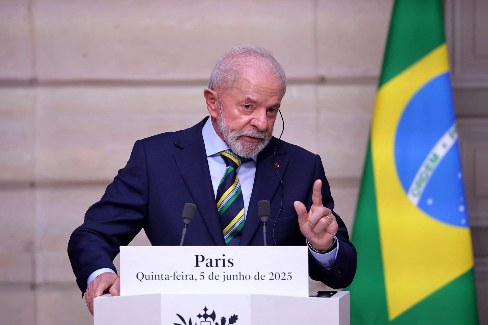 Presidente Luiz Inácio Lula da Silva (PT) em discurso na França