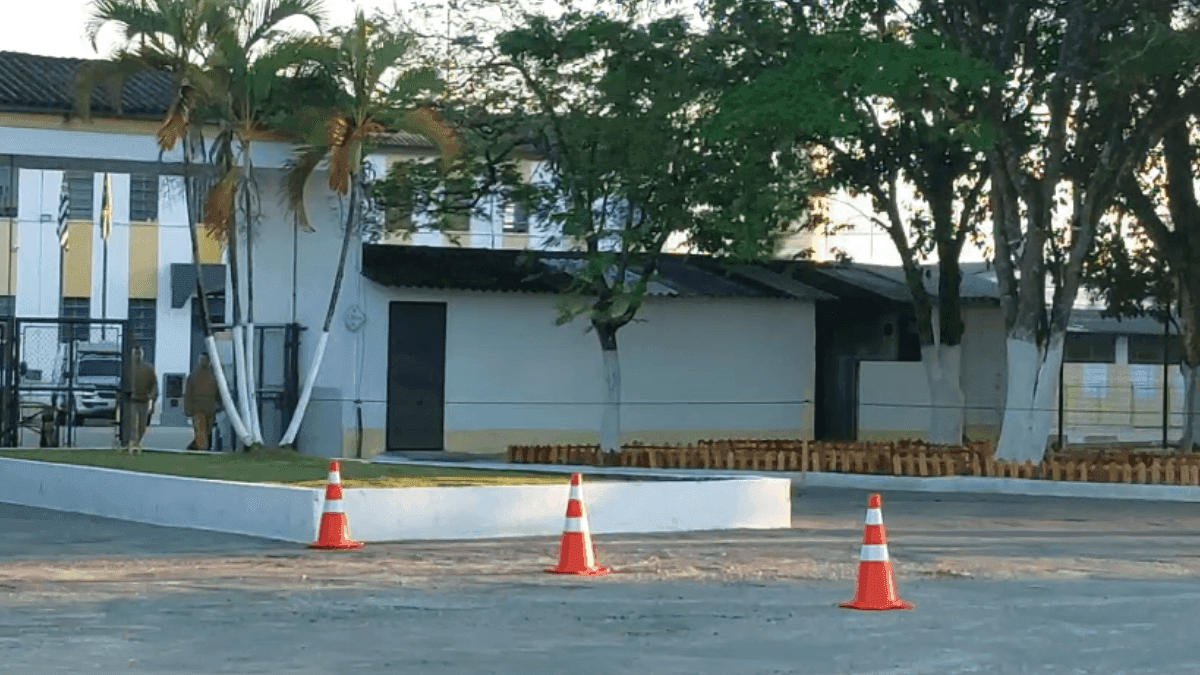 Mais de 3 mil detentos deixam presídios do Vale do Paraíba nesta terça-feira (17) para saidinha