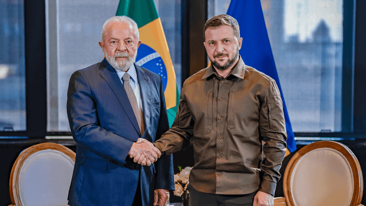 Lula e presidente ucraniano Volodymyr Zelensky, em Nova York, em 2023