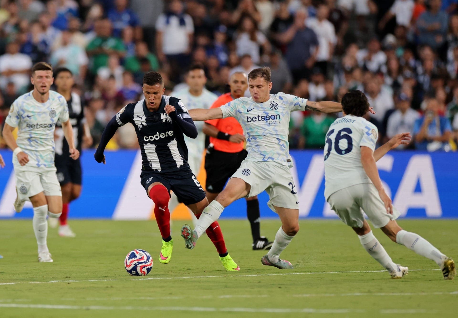 Monterrey segura a Inter e soma um ponto na estreia