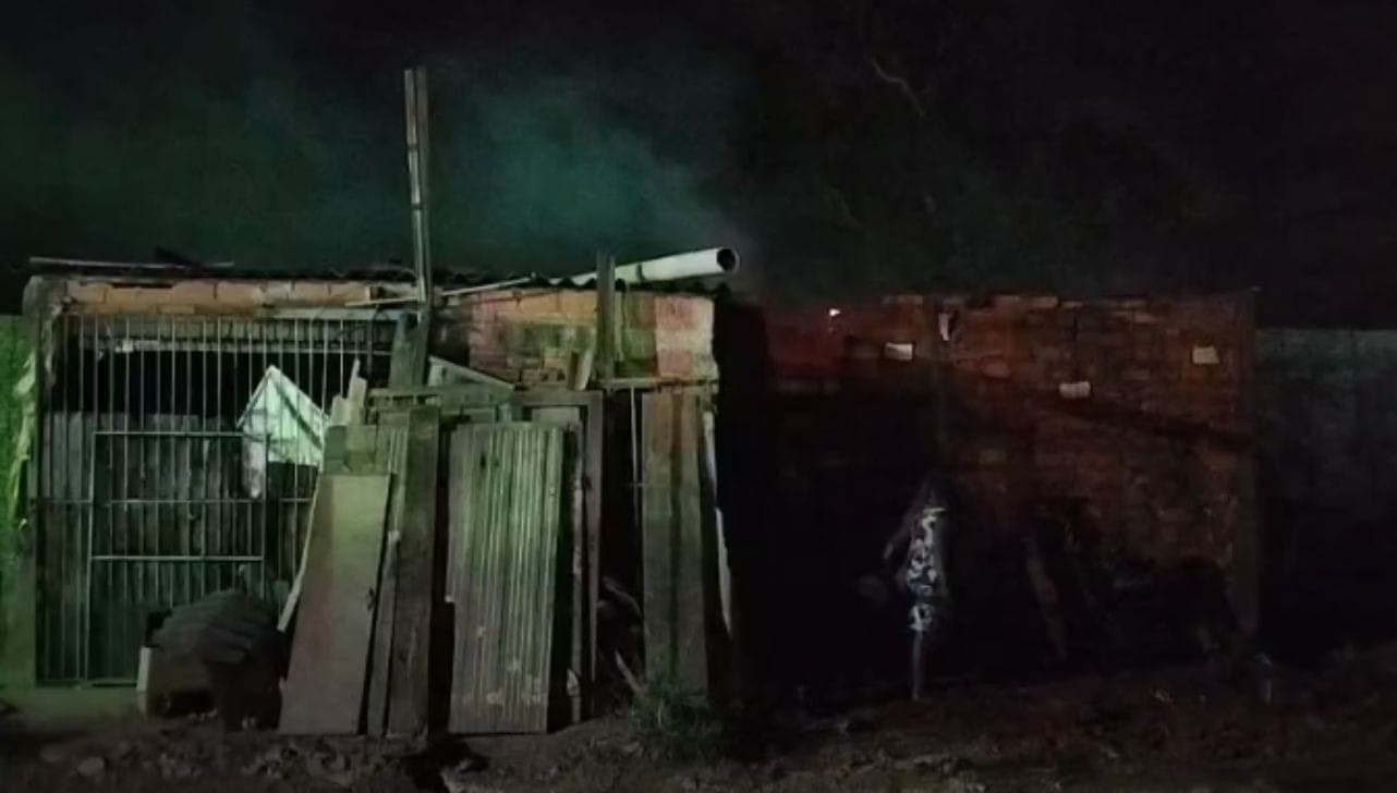Corpo de Bombeiros conseguiu conter as chamas