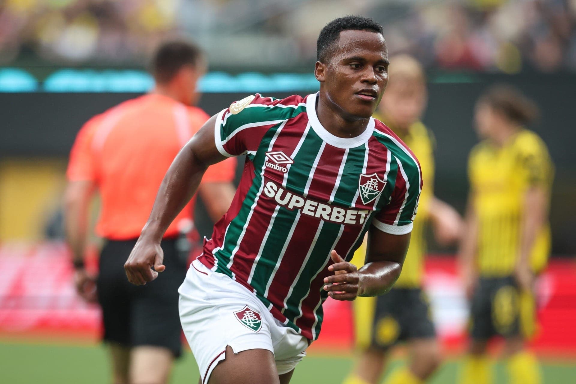 John Arias no confronto contra o Borussia Dortmund, pela Copa do Mundo de Clubes
