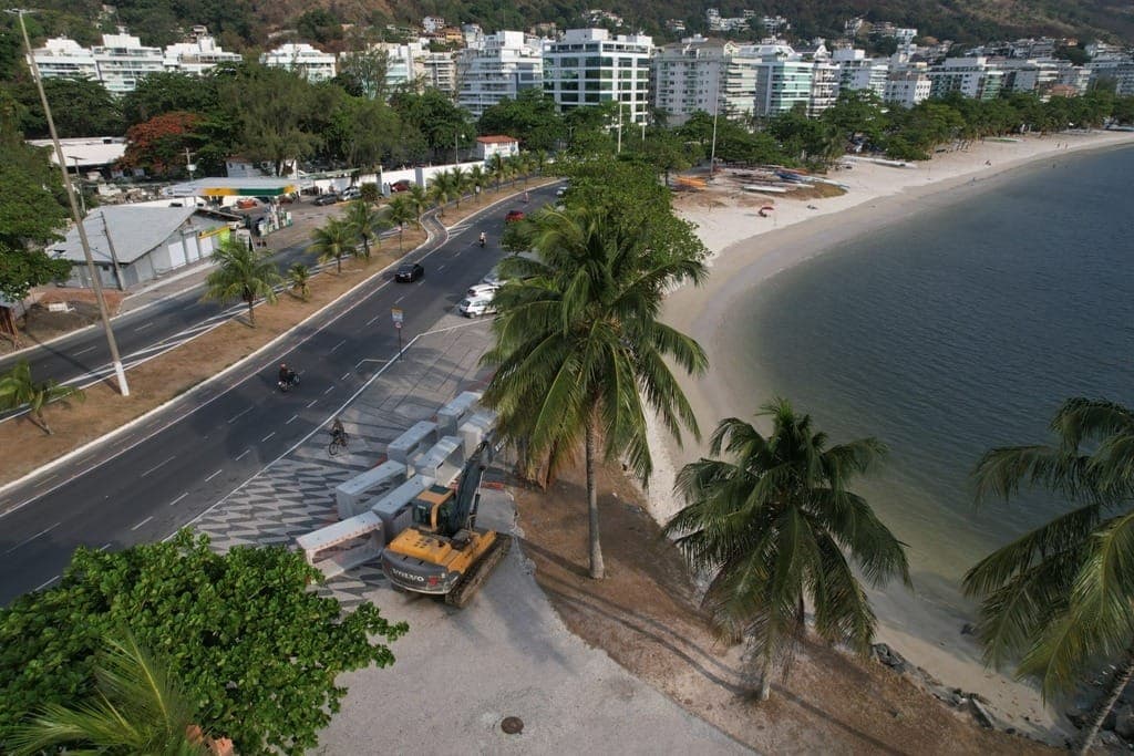 Praia de Charitas, em Niterói