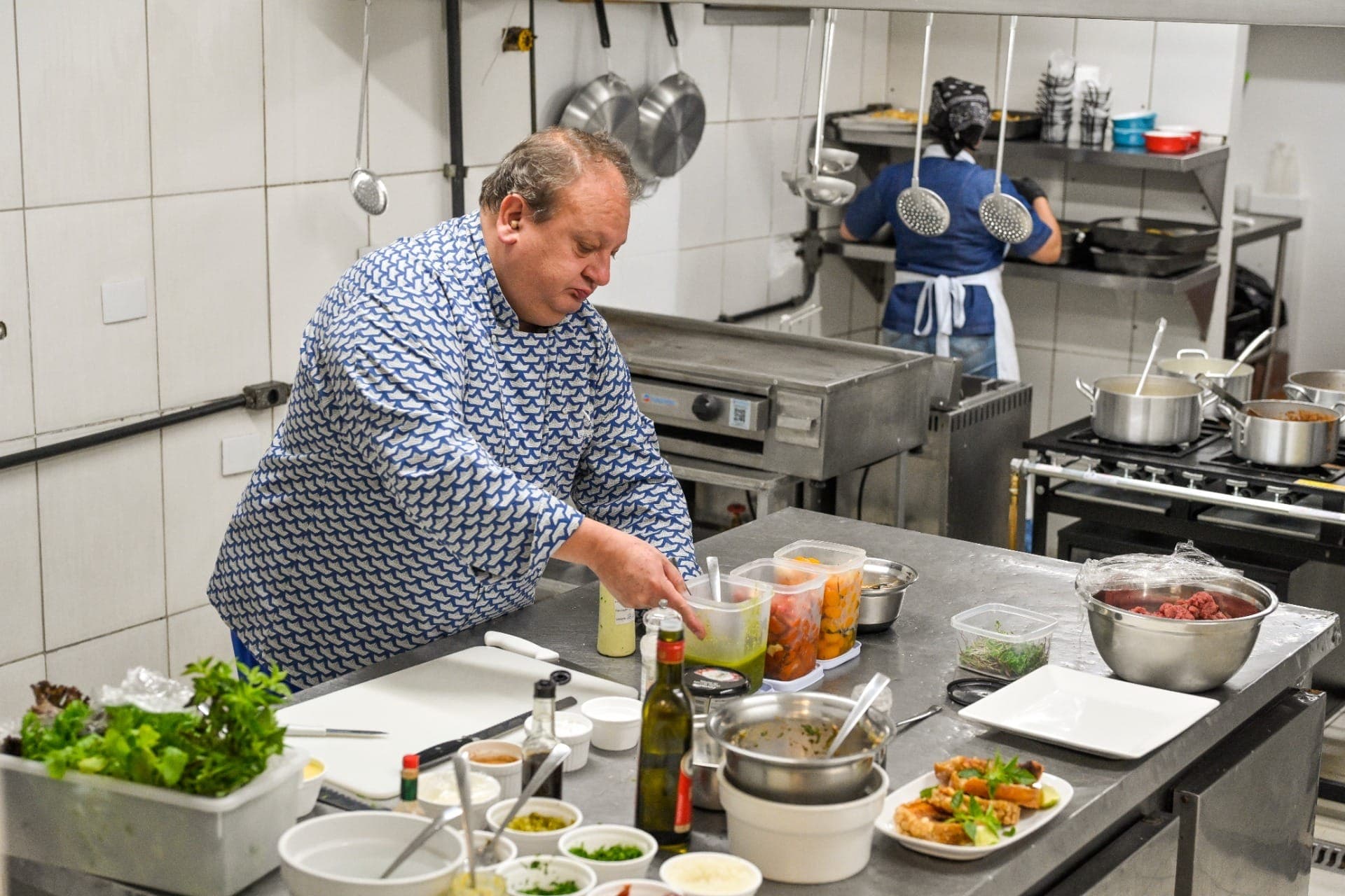 Erick Jacquin prepara receitas especiais para o Pesadelo na Cozinha