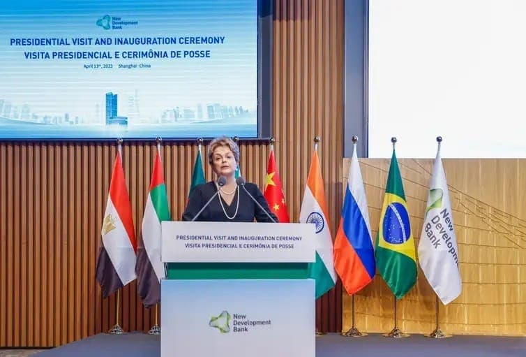 Dilma Rousseff é a presidenta do Novo Banco de Desenvolvimento, com sede em Xangai, na China