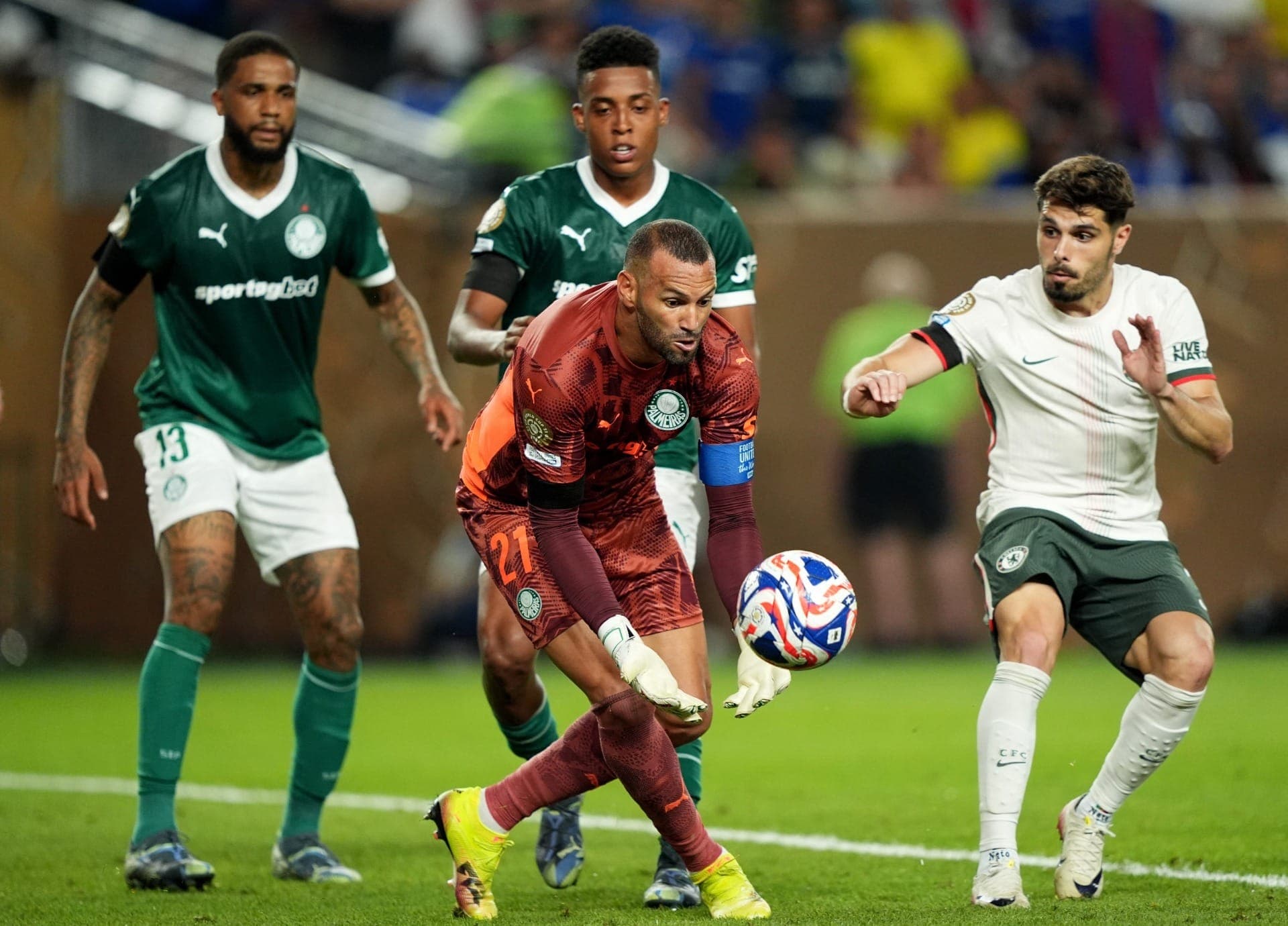 Weverton durante jogo das quartas de final da Copa do Mundo de Clubes, contra o Chelsea