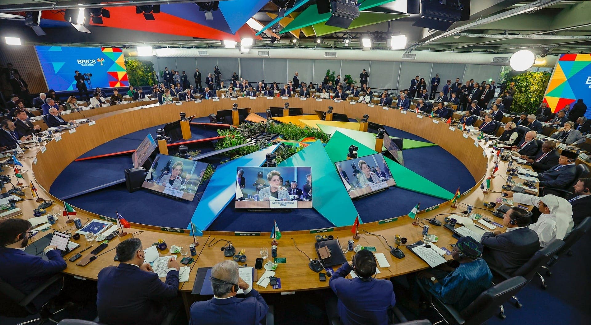 Reuniões do Brics neste domingo (6), no Museu de Arte Moderna do Rio (MAM)