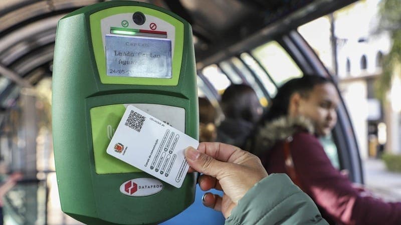 Urbs faz migração de banco de dados e orienta passageiros a antecipar recarga de créditos