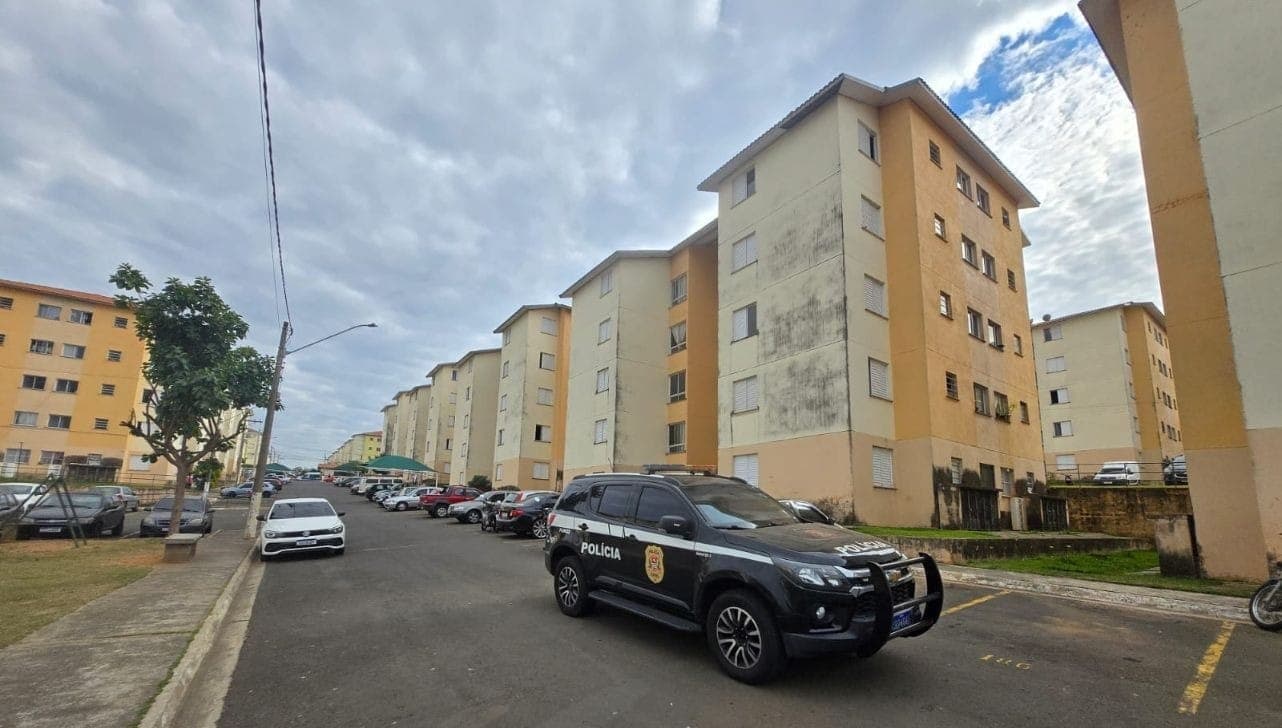 Homem foi preso neste sábado (12)