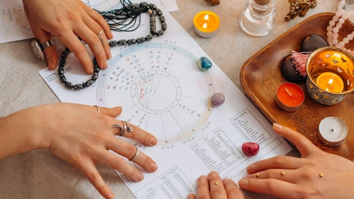 Confira o horóscopo da semana e a previsão para seu signo
